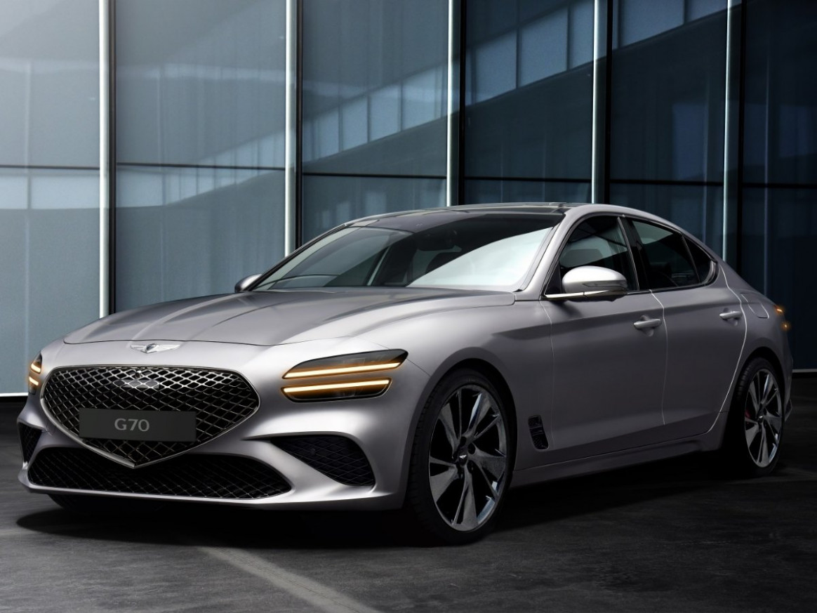 10 Genesis G10 Changes Improve Design, Technology