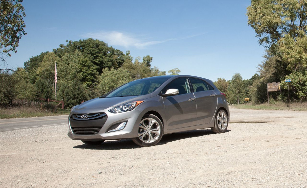 10 Hyundai Elantra GT Manual Test 
 Review 
 Car and