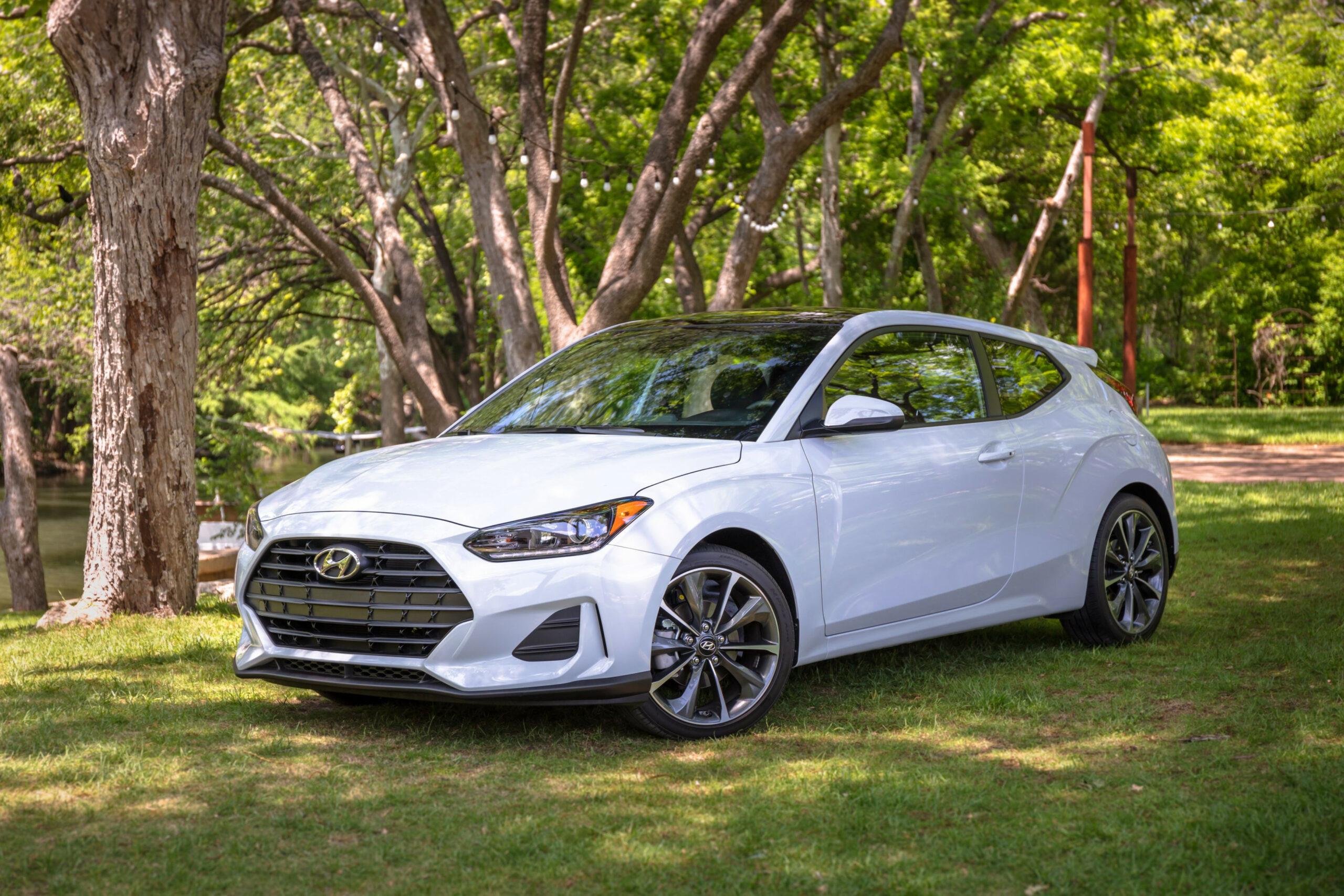 11 Hyundai Veloster Review, Pricing, and Specs