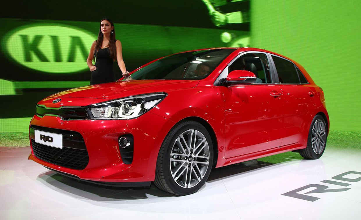 11 Kia Rio Photos and Info &#11; News &#11; Car and Driver