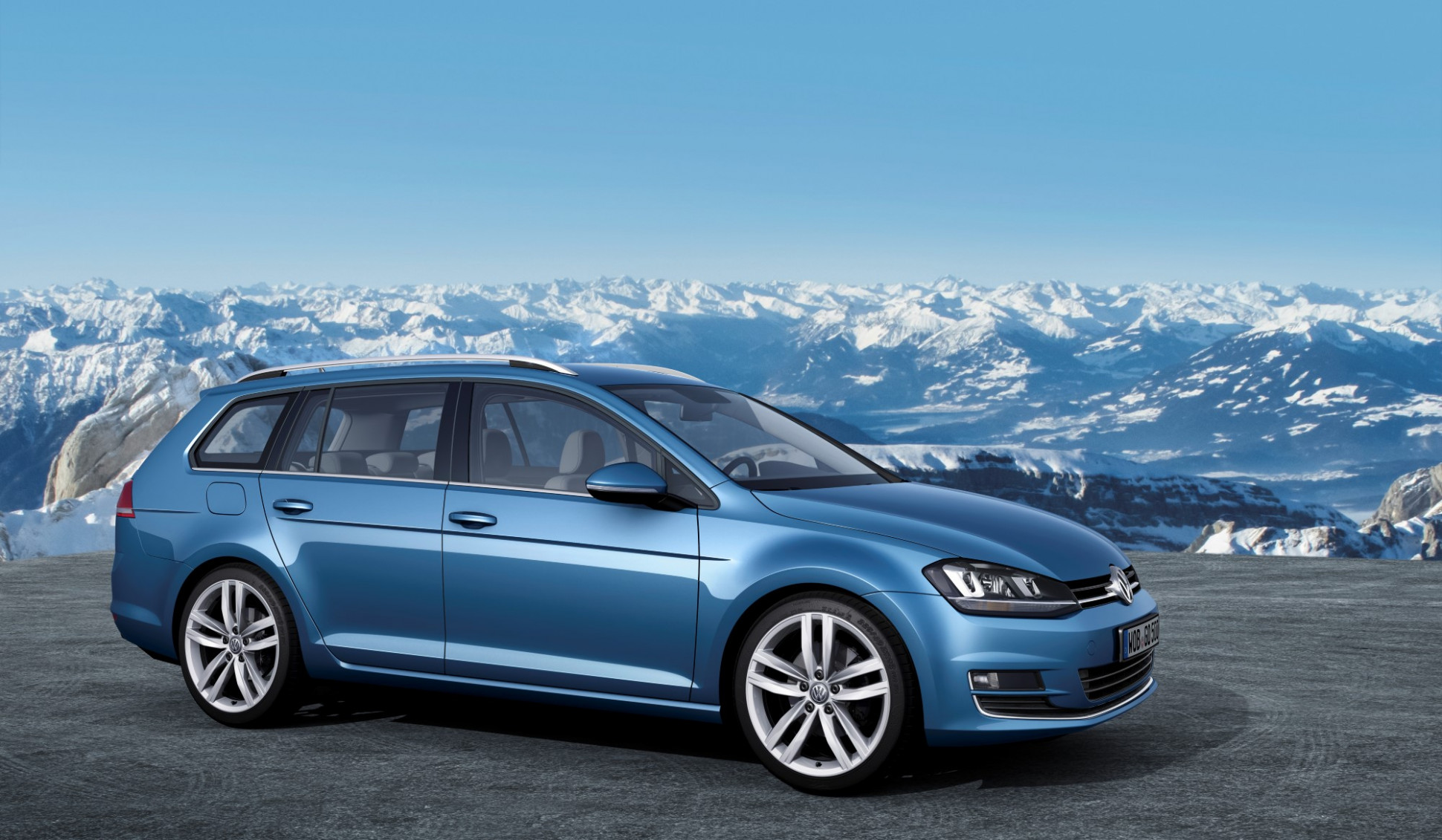 11 Volkswagen Jetta SportWagen: We Drive It In Europe (In Golf Drag)