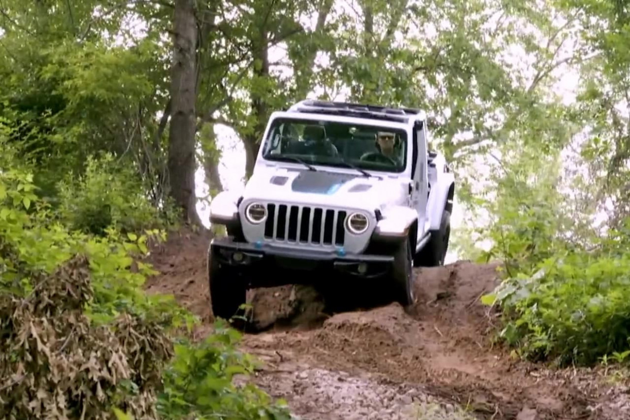 14 Electric Jeep Wrangler to be most capable Jeep ever
