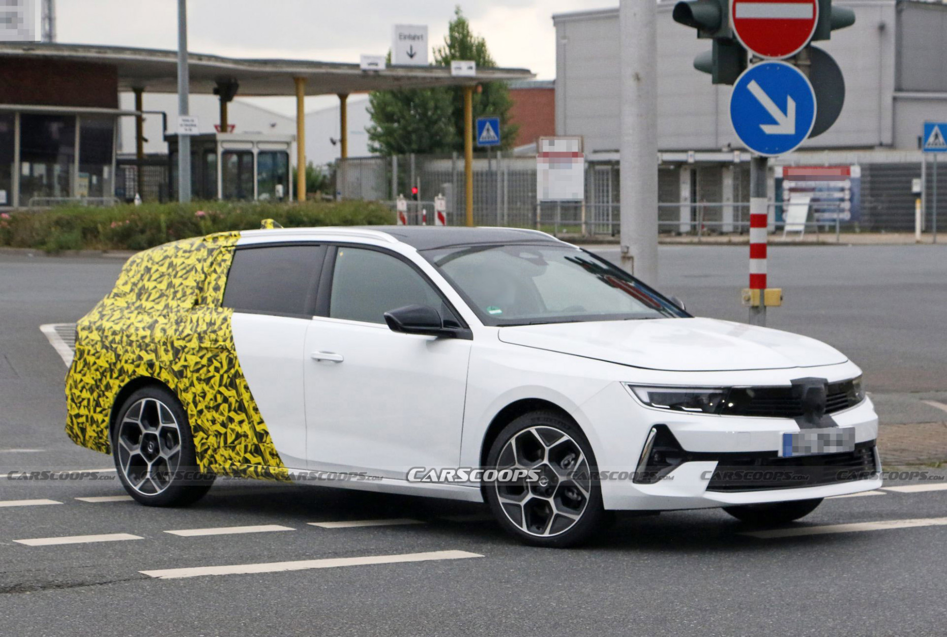 15 Opel Astra Sports Tourer Makes Its Spy Debut  Carscoops