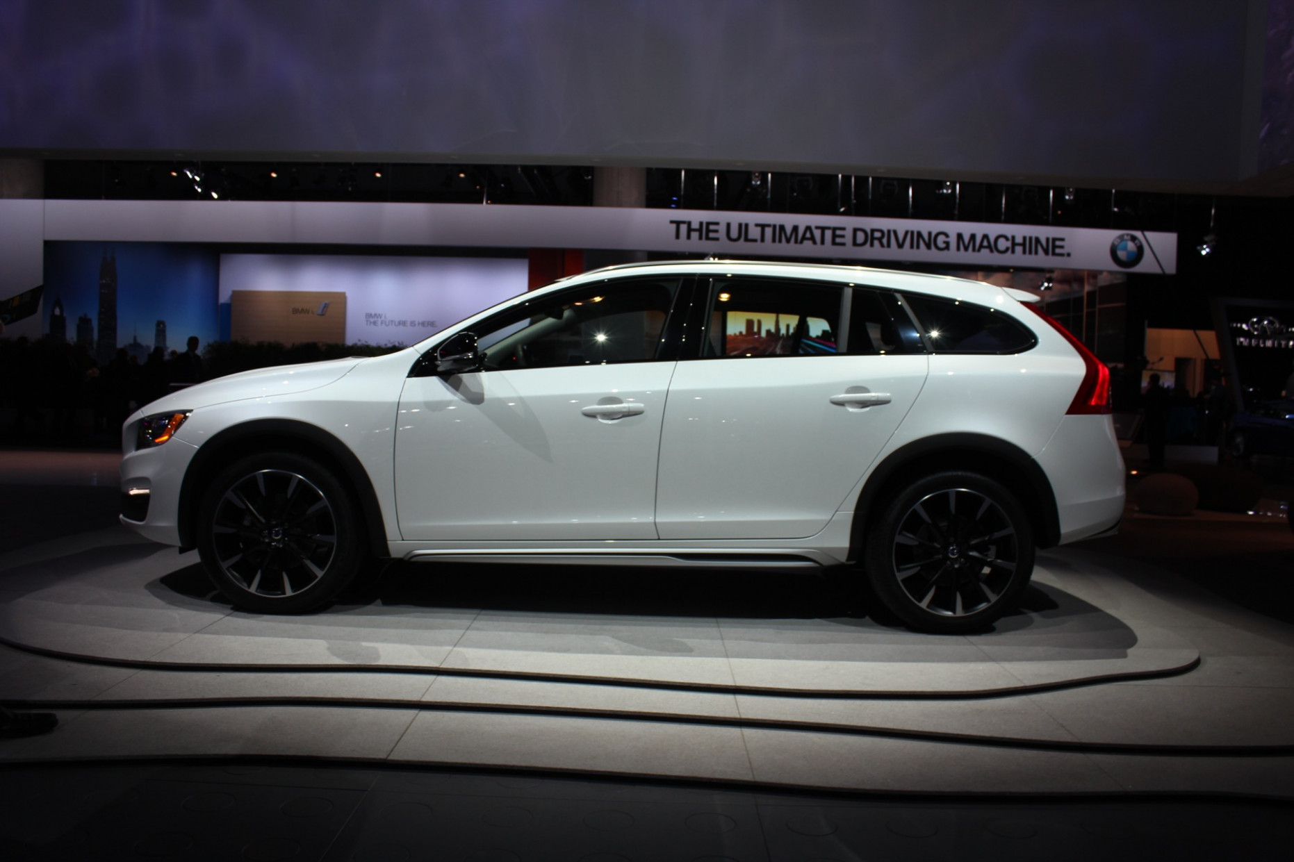 10.10 Volvo V10 Cross Country: Pricing Announced At L.A