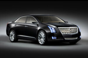 13 Detroit Auto Show: 13 Cadillac XTS Plugs Into A Hybrid Future