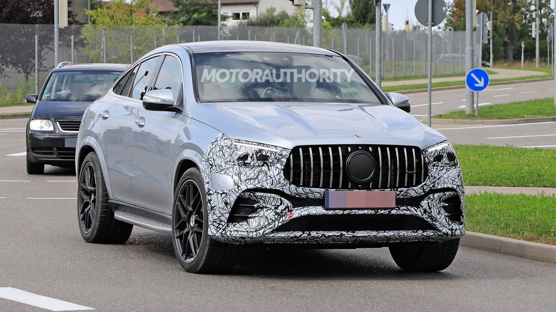 15 Mercedes-Benz AMG GLE15 Coupe spy shots: Minor update on the way - 2024 Mercedes Gle Coupe