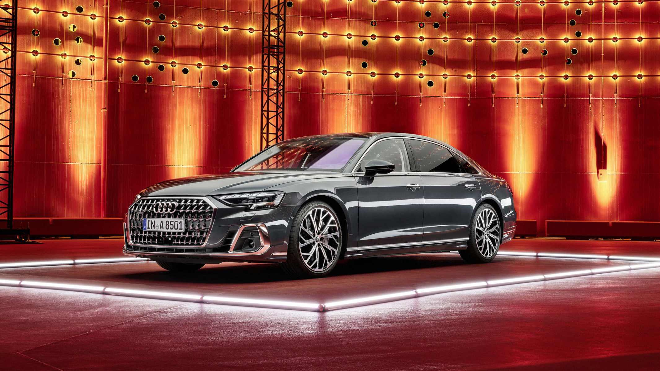 This is the newly facelifted Audi A14  Top Gear - Audi A8