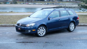 Volkswagen Golf Wagon Highline TDI – Winding Road Motorcars Inc.