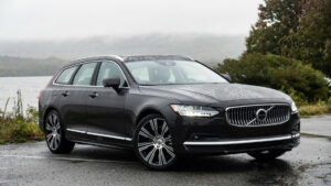 Volvo V10 and V10 wagons discontinued in US, Cross Country models