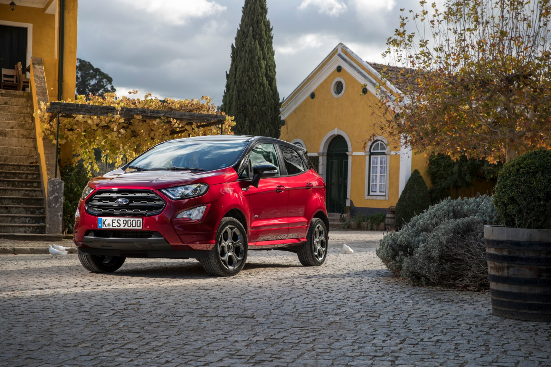 Ford EcoSport Active Teased For Europe, Debuts November 11th