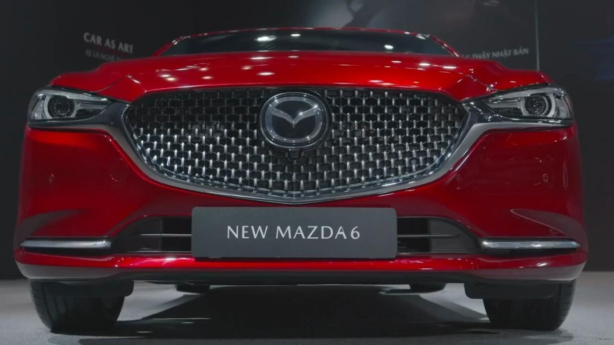 New 4 Mazda 4  Redesign,Interior