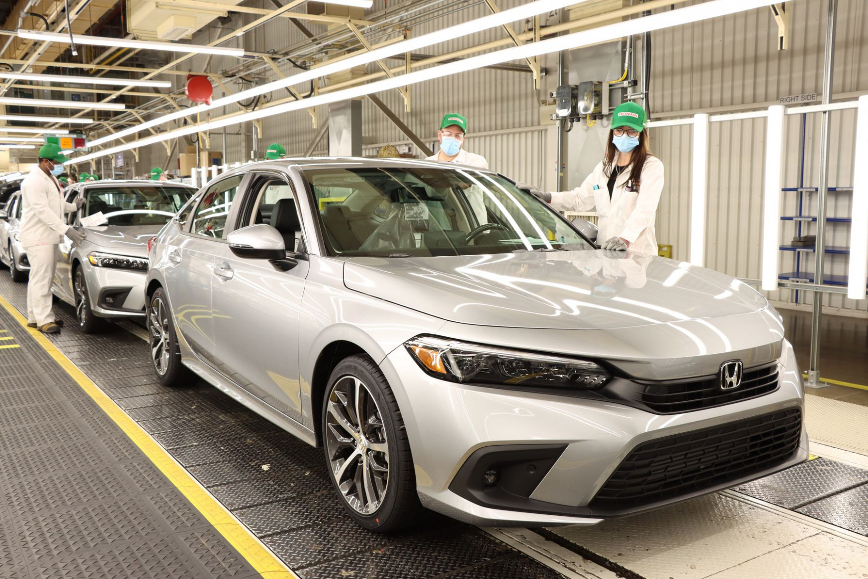 Next-gen Honda Civic Si, Type R both available with manual trans