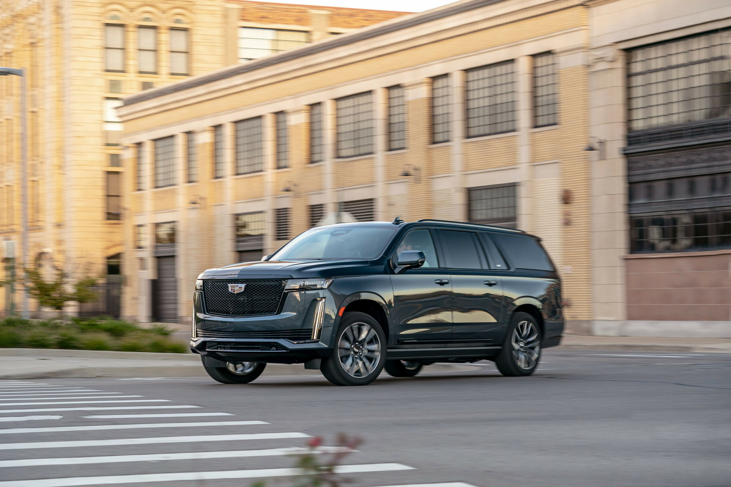 Tested: 15 Cadillac Escalade ESV Goes Big on High-Tech Luxury